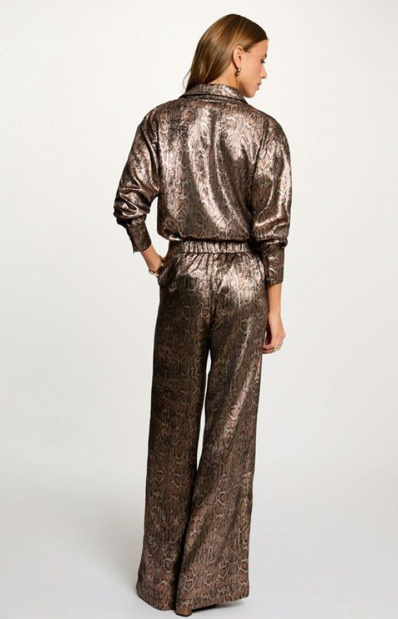 ΠΟΥΚΑΜΙΣΟ SEBIL